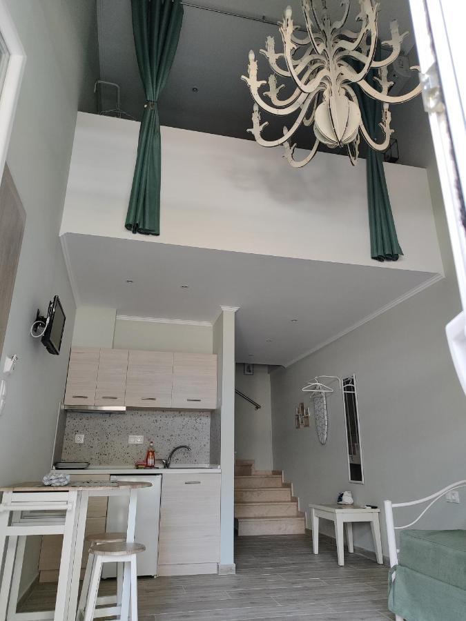 Kamares Suites 2 Nea Kallikrateia Екстериор снимка