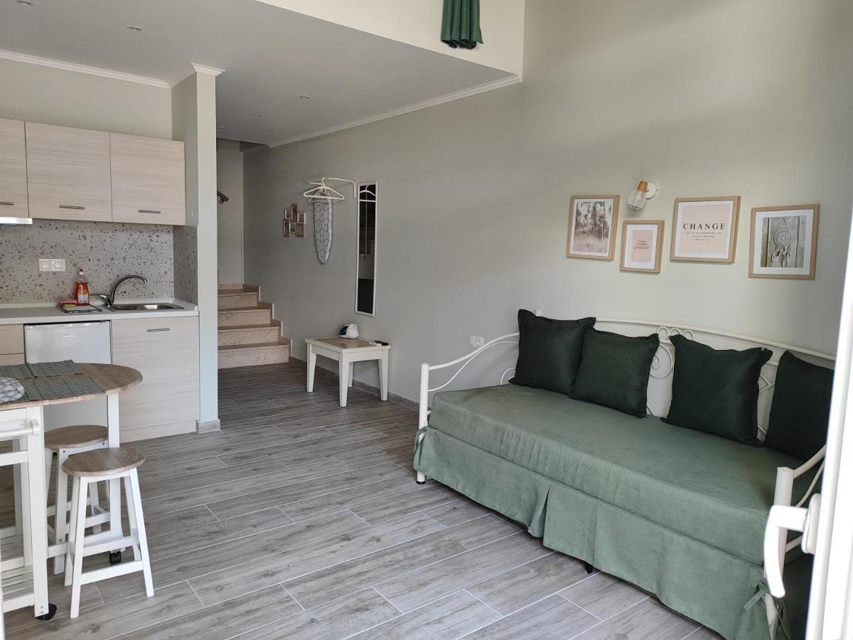 Kamares Suites 2 Nea Kallikrateia Екстериор снимка